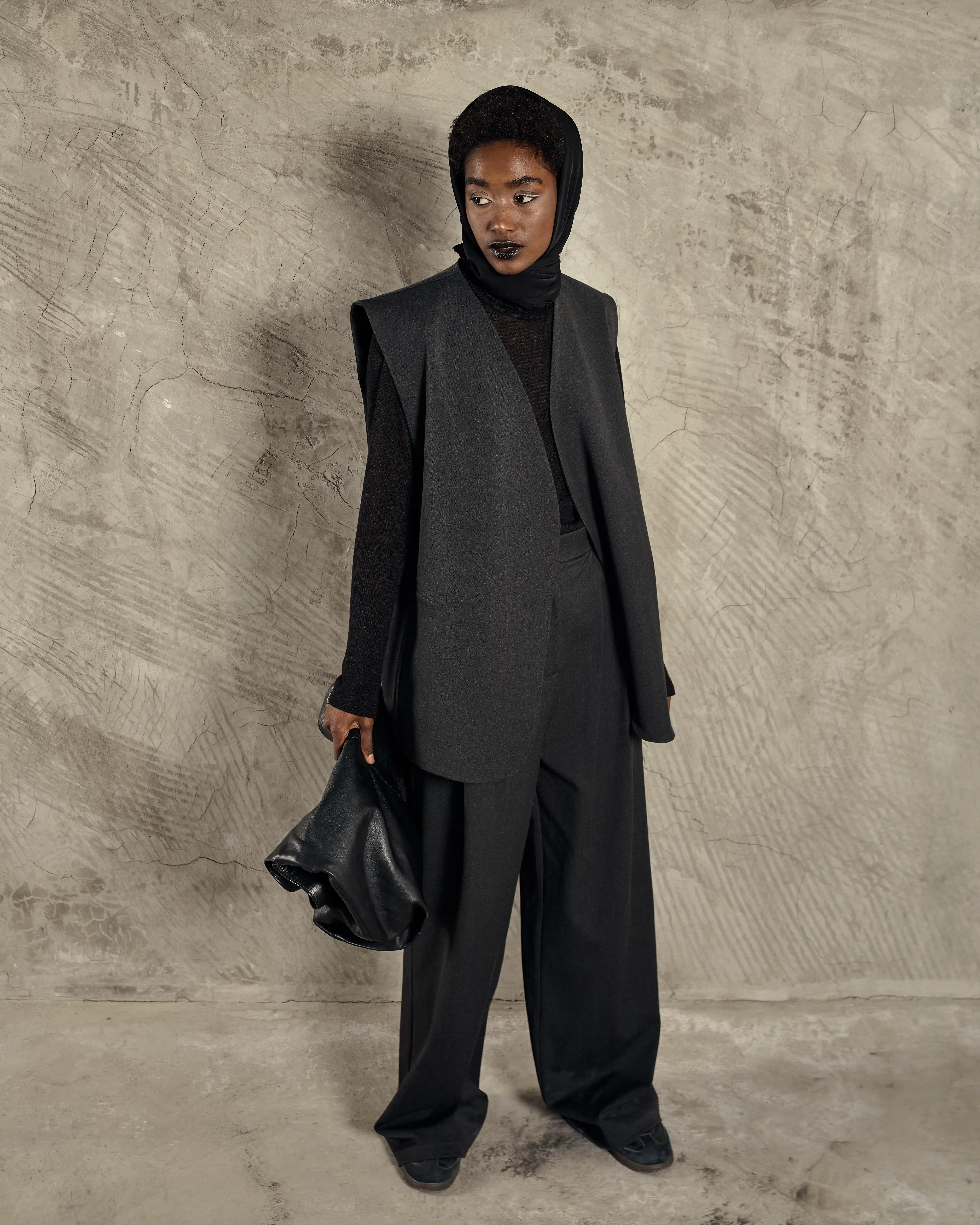 وست گاباردين با يقه هفت آستردار